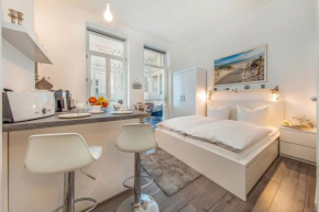 Villa Agnes mit Meerblick-Loggia in Top Lage am Strand - Dünengras